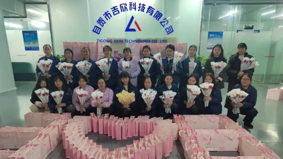 致敬她力量，开放她风采——口袋德州官网科技 进行庆祝“三八”国际妇女节主题活动